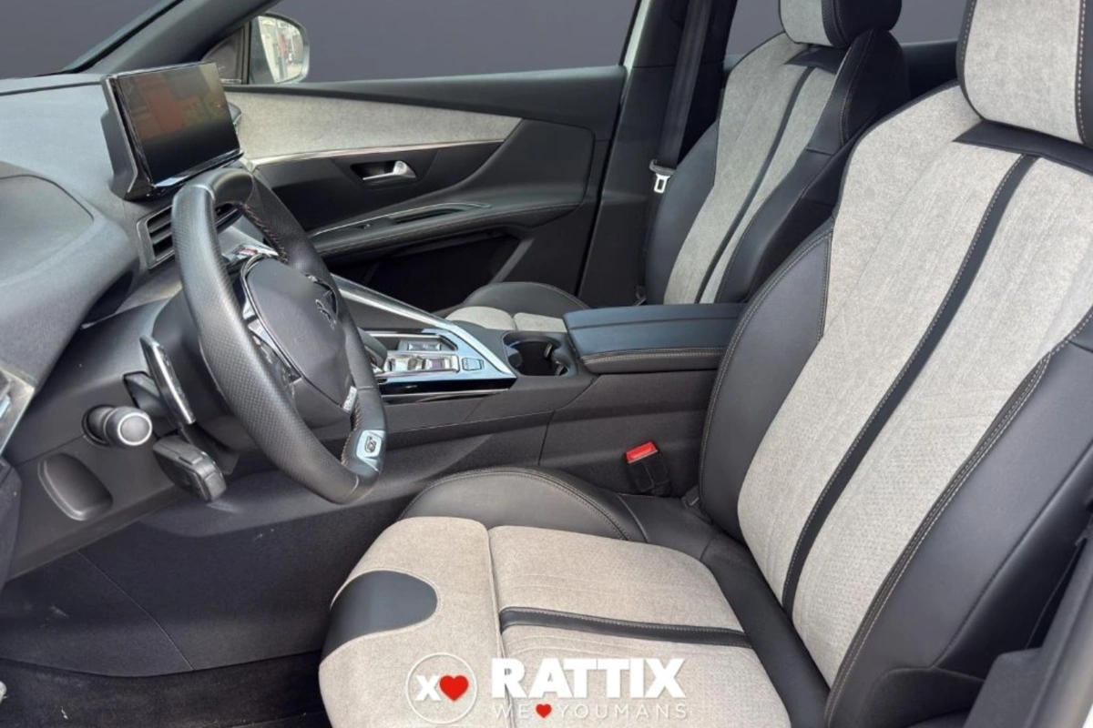 PEUGEOT 3008 1.6 hybrid4 GT Pack 300cv e-eat8 1.6 hybrid4 GT Pack 300cv e-eat8